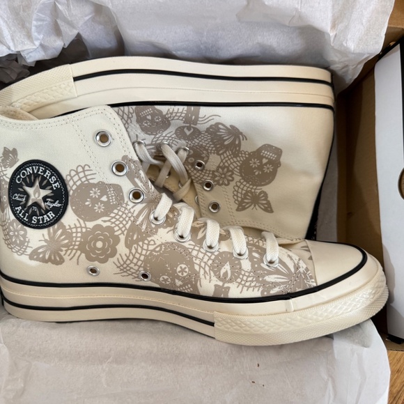 Converse Chuck 70 High Mi Gente Dia De Muertos Shoes Size Mens 9 or Womens 11 - Picture 2 of 12